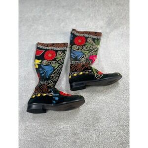 Womens Black Suede Embroidered Floral Tall Boots Folk Art Boho Size 38 Suzani